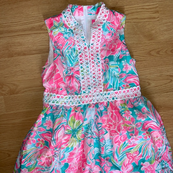Girls Lilly Pulitzer Sleeveless Pink & Green Floral Babydoll Mini Dress size 12 - Picture 3 of 9
